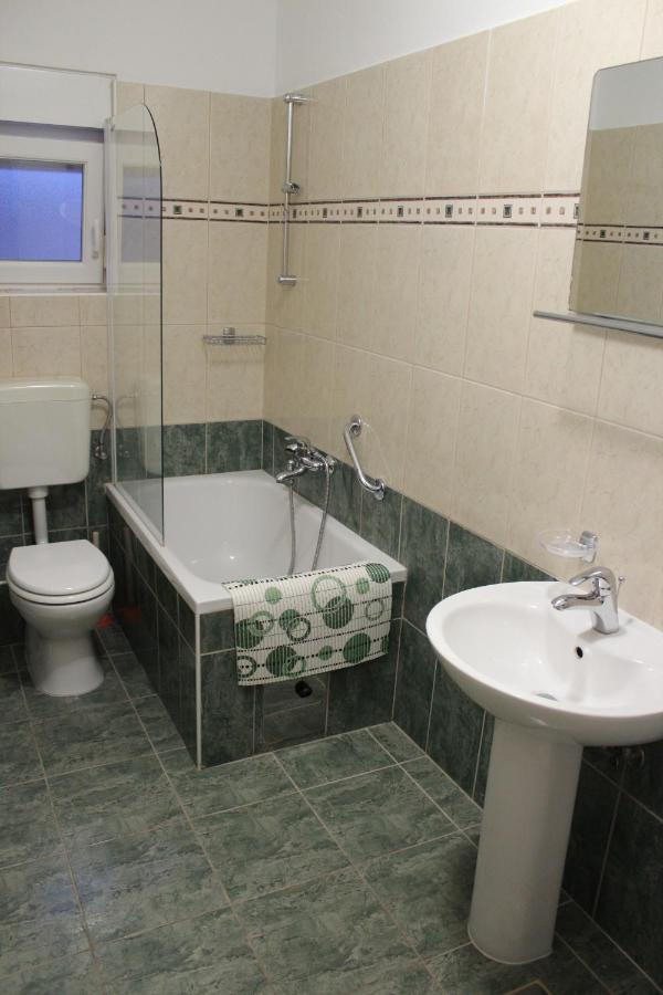 Bayview Appartement Trogir Buitenkant foto